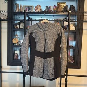 The North Face Women's Gray and Black Hooded Utility Jacket